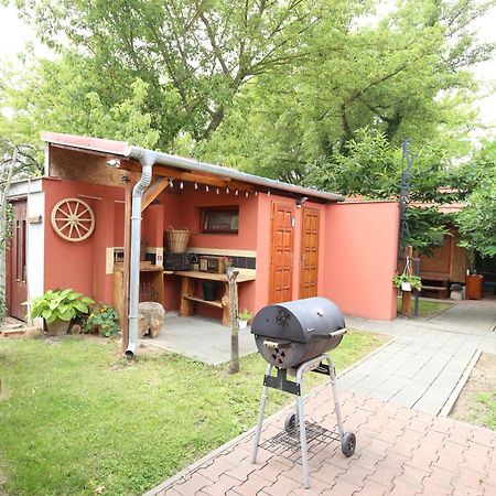 Karavan Štúrovo 외부 사진